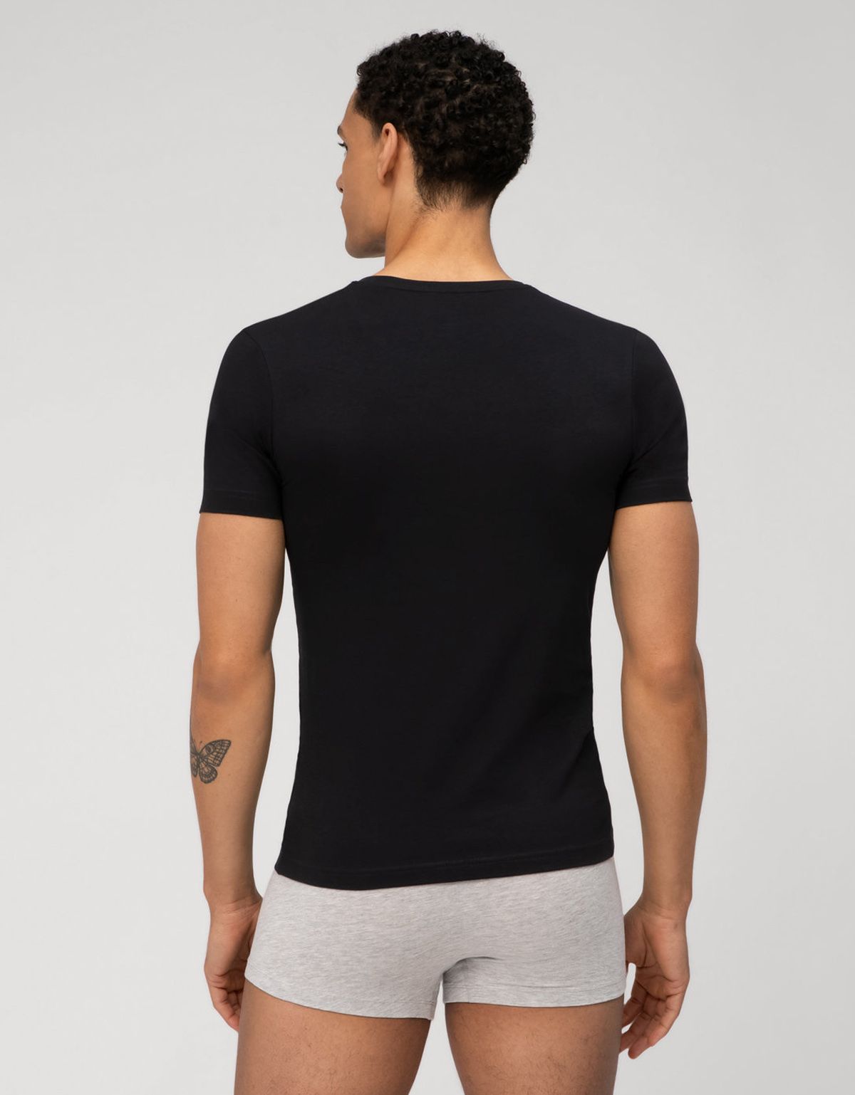 Чёрная бельевая футболка OLYMP приталенная | купить в интернет-магазине Olymp-Men