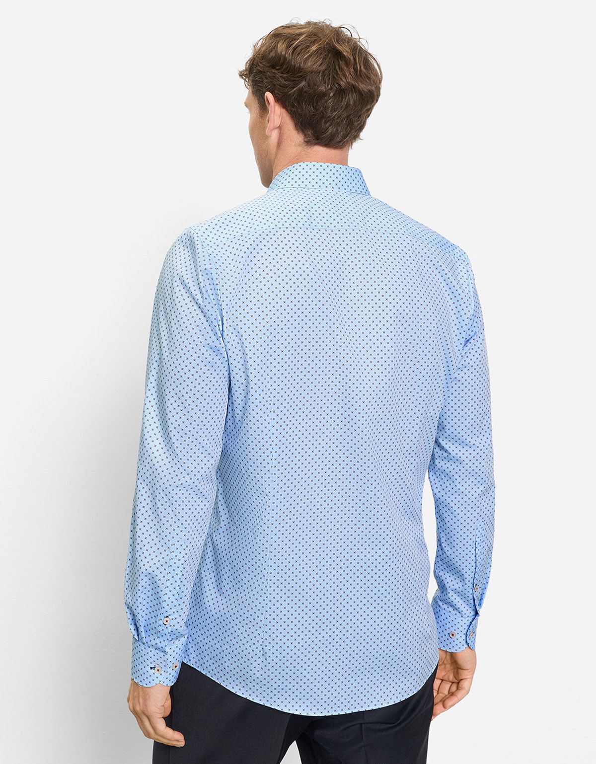 Рубашка голубая с синим принтом OLYMP, боди фит | купить в интернет-магазине Olymp-Men