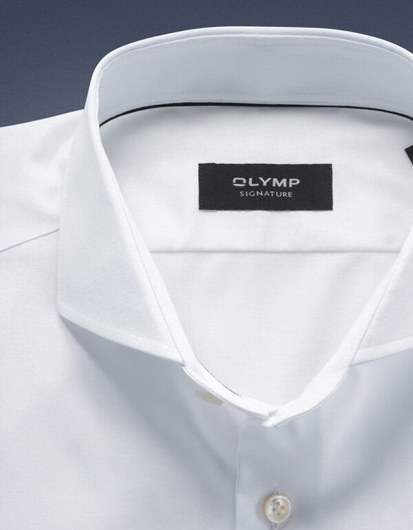 Белая мужская сорочка Signature классическая