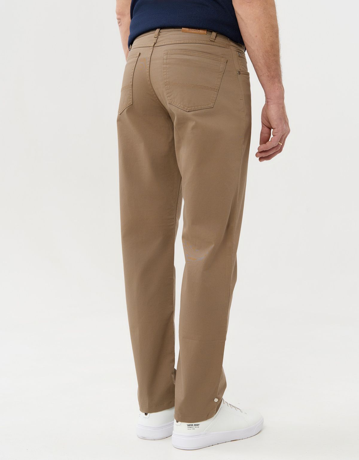 Джинсы мужские бежевые Brax | купить в интернет-магазине Olymp-Men