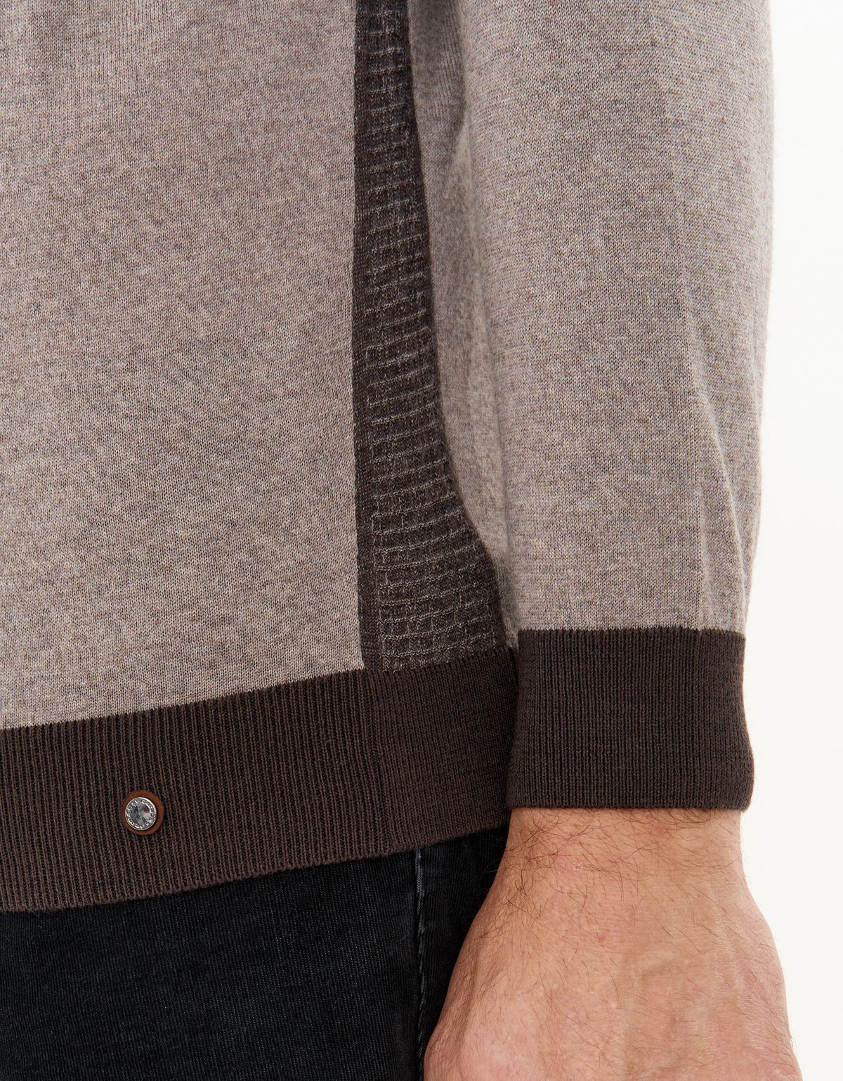 Поло коричневое с тёмным воротником на молнии Gratude | купить в интернет-магазине Olymp-Men