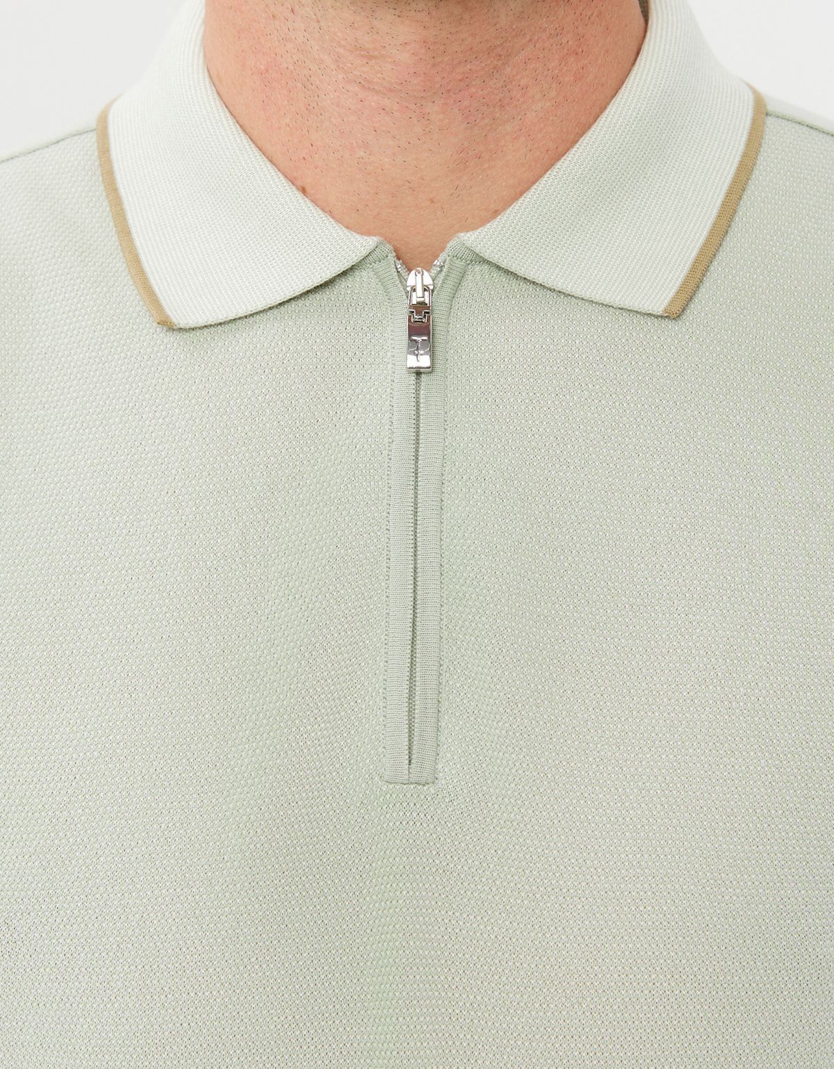 Поло зелёное мужское с полосой на воротнике Gratude | купить в интернет-магазине Olymp-Men