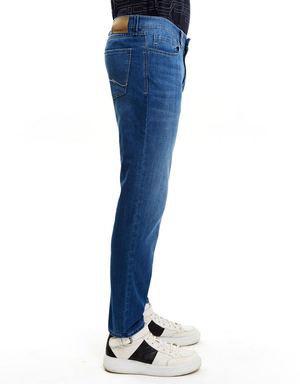 Джинсы голубые мужские Hattric прямого кроя | купить в интернет-магазине Olymp-Men