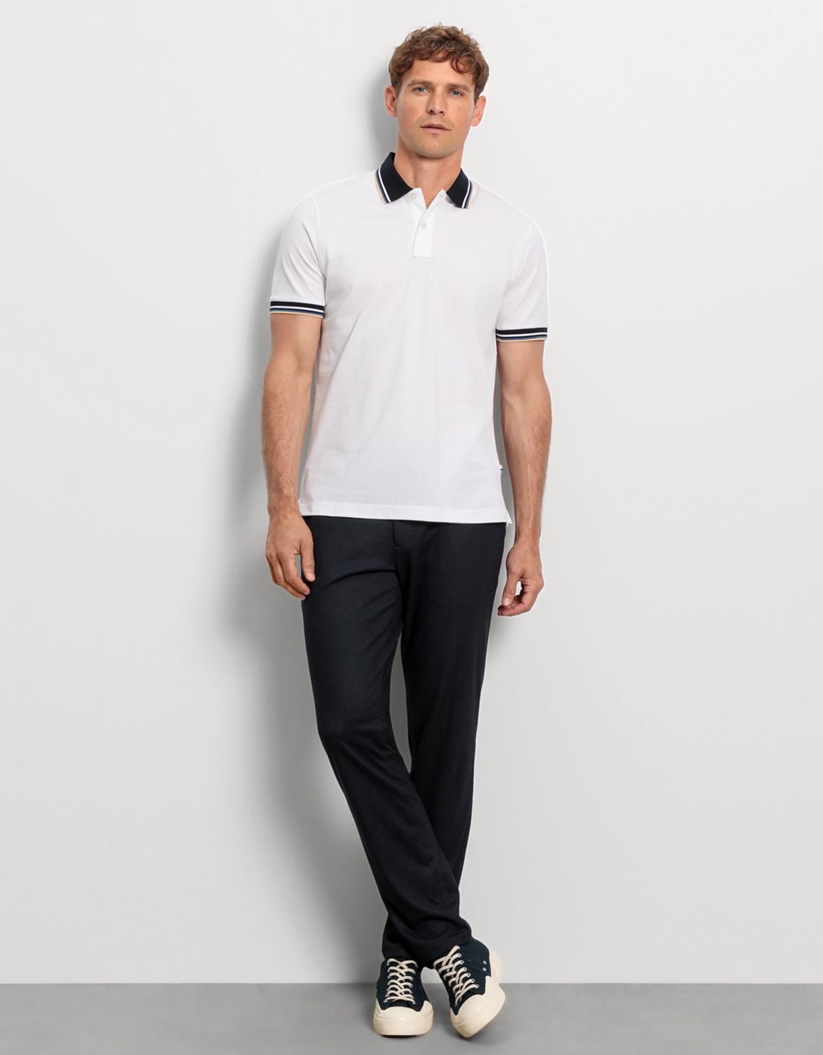 Поло белое мужское Olymp с синим воротником | купить в интернет-магазине Olymp-Men