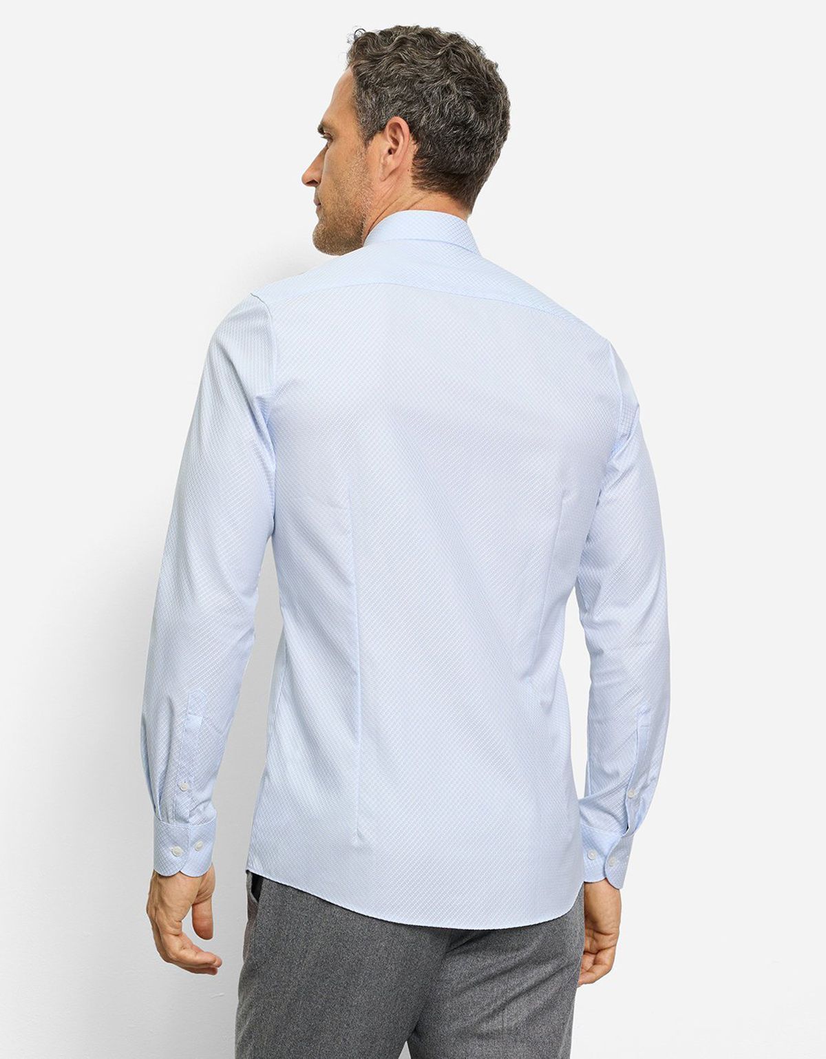 Рубашка мужская голубая из фактурной ткани OLYMP, body fit | купить в интернет-магазине Olymp-Men