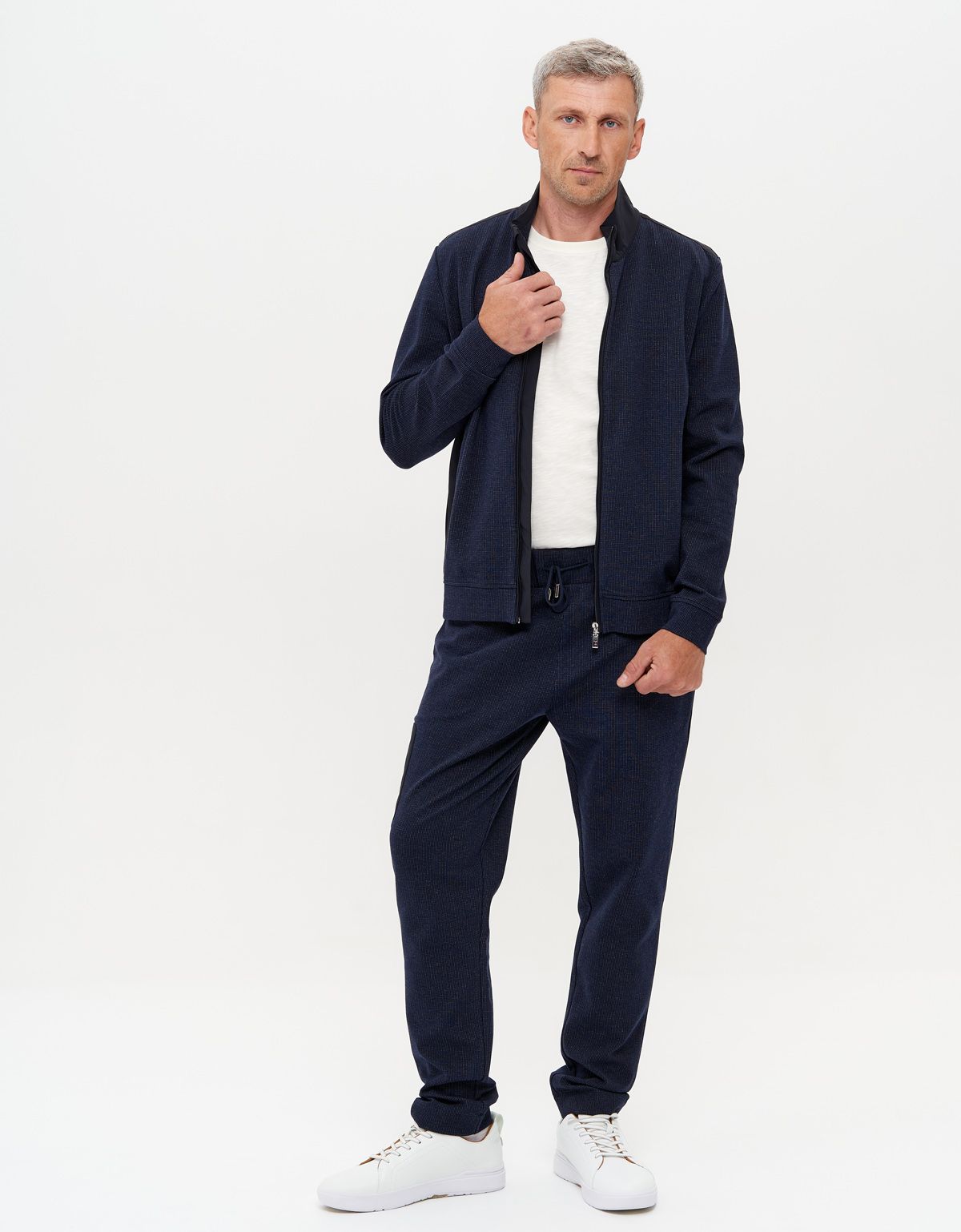 Брюки спортивные синие мужские Gratude с карманом на молнии | купить в интернет-магазине Olymp-Men