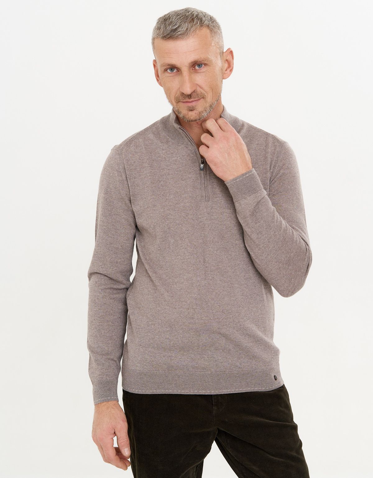 Свитер бежевый с воротником на молнии Gratude шерстяной[БЕЖЕВЫЙ]