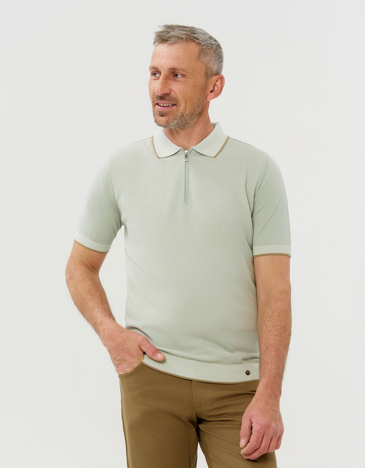 Поло зелёное мужское с полосой на воротнике Gratude | купить в интернет-магазине Olymp-Men