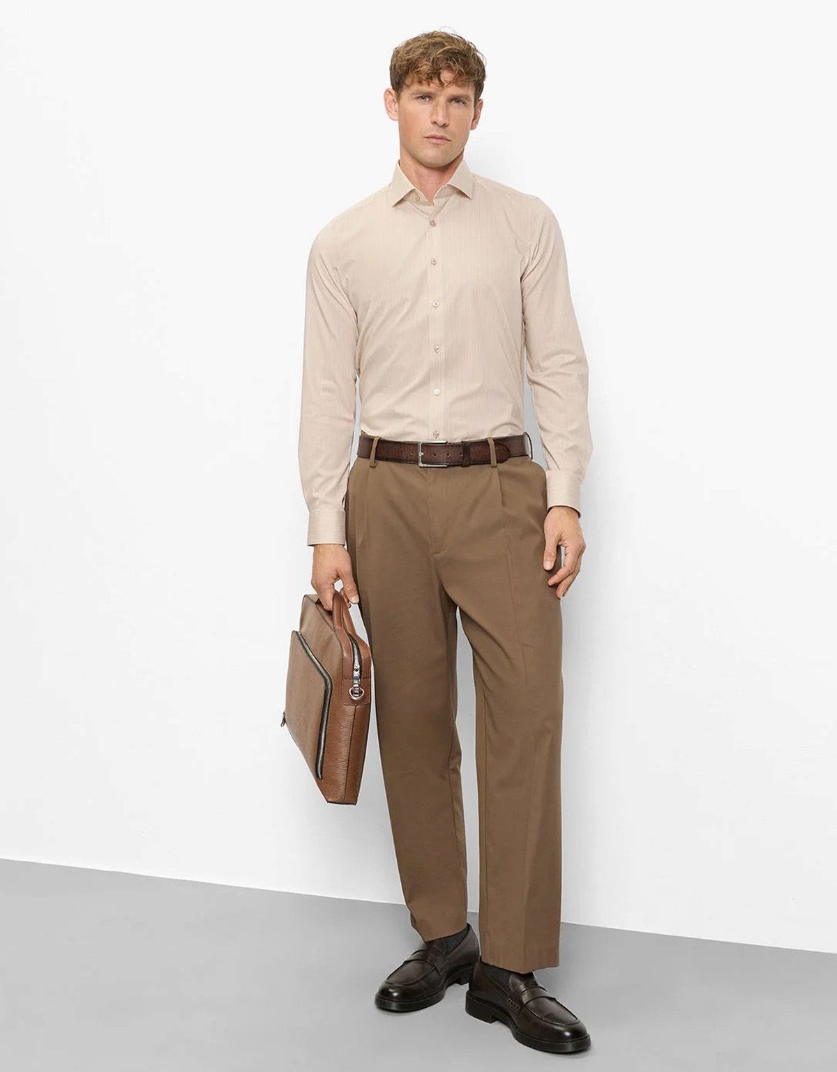 Рубашка бежевая в белую полоску OLYMP, боди фит | купить в интернет-магазине Olymp-Men