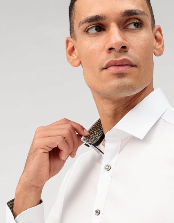 Рубашка белая мужская OLYMP Level Five, body fit | купить в интернет-магазине Olymp-Men