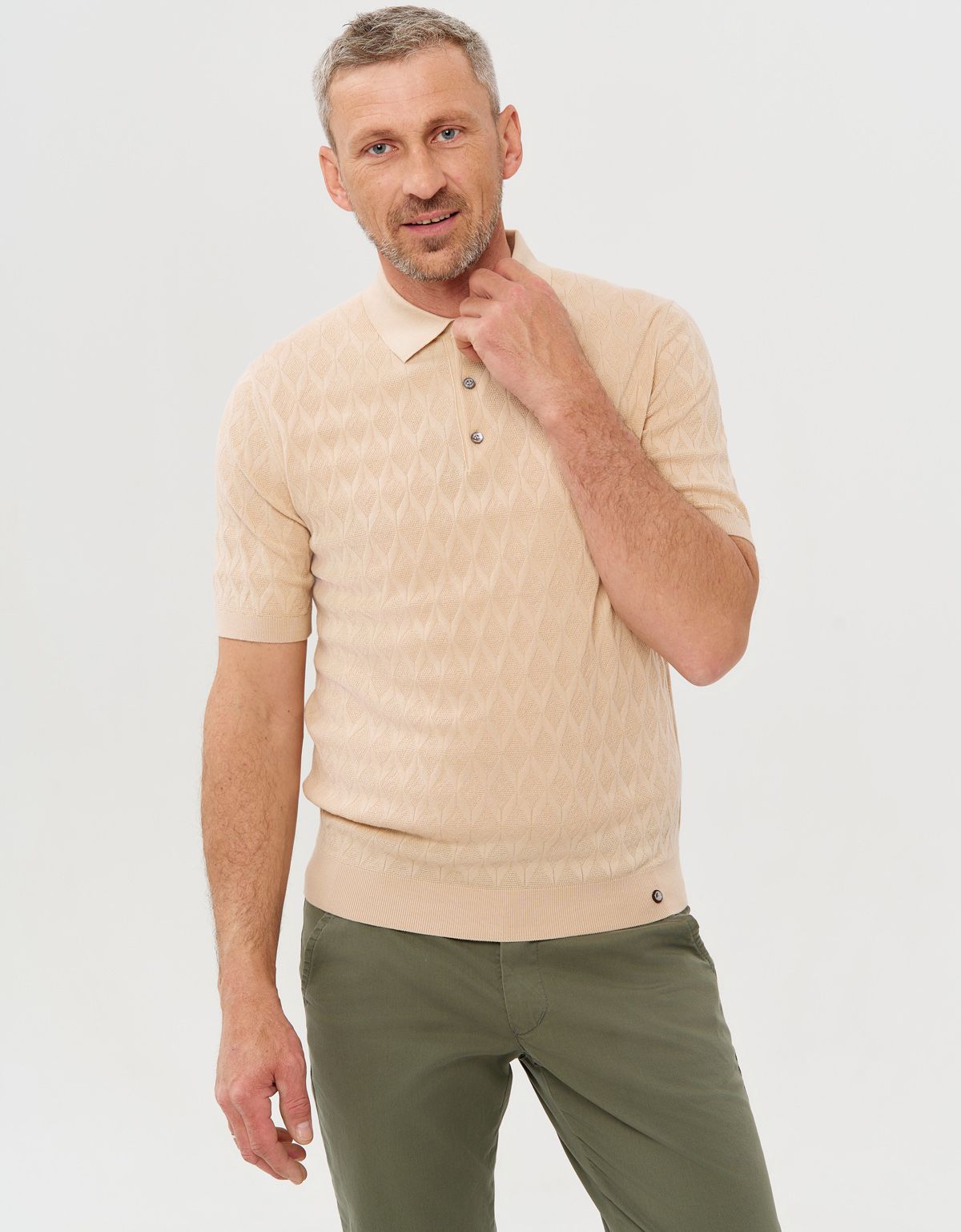 Поло мужское бежевое вязаное на пуговицах Gratude | купить в интернет-магазине Olymp-Men