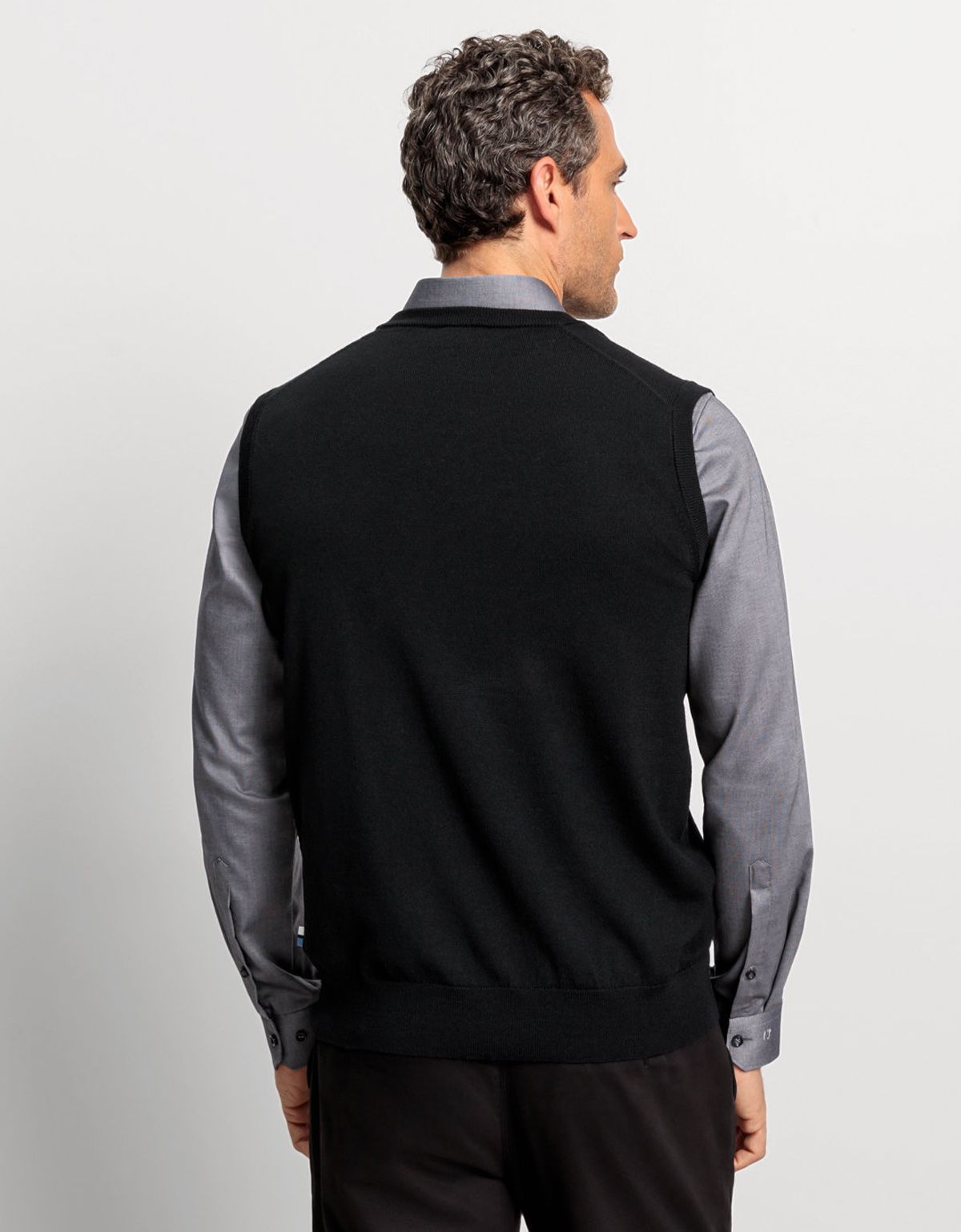 Жилет мужской Olymp с V-образным вырезом | купить в интернет-магазине Olymp-Men